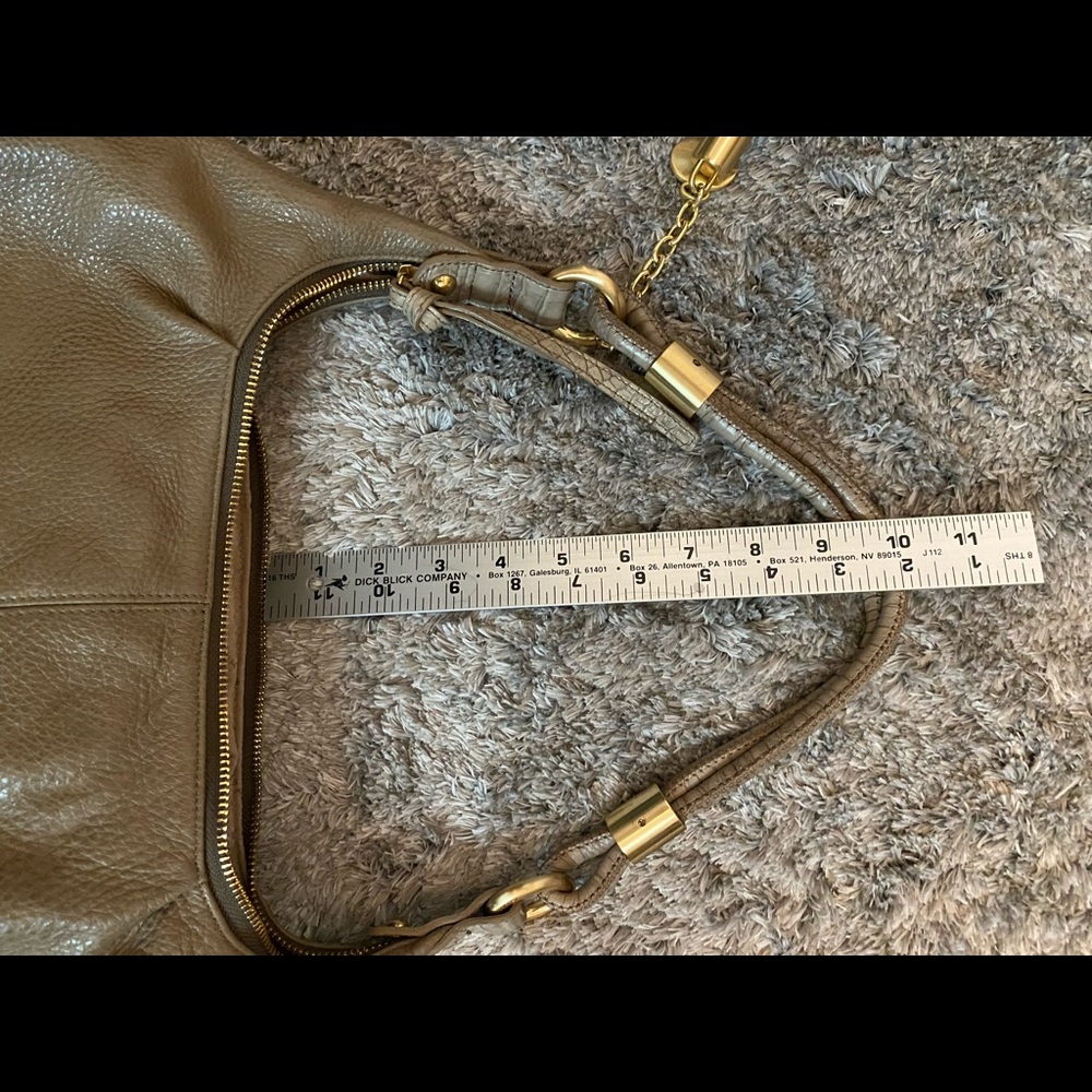 Brahmin shoulder bag light grey/Olive with tassel and hang tag - Picture 3 of 10